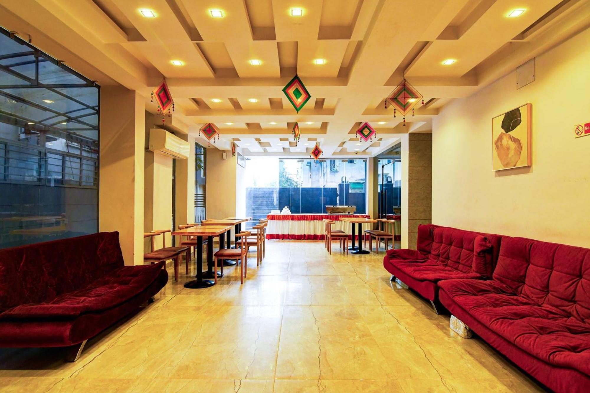 Super Townhouse New Town Formerly Krish Residency Kolkata Bagian luar foto