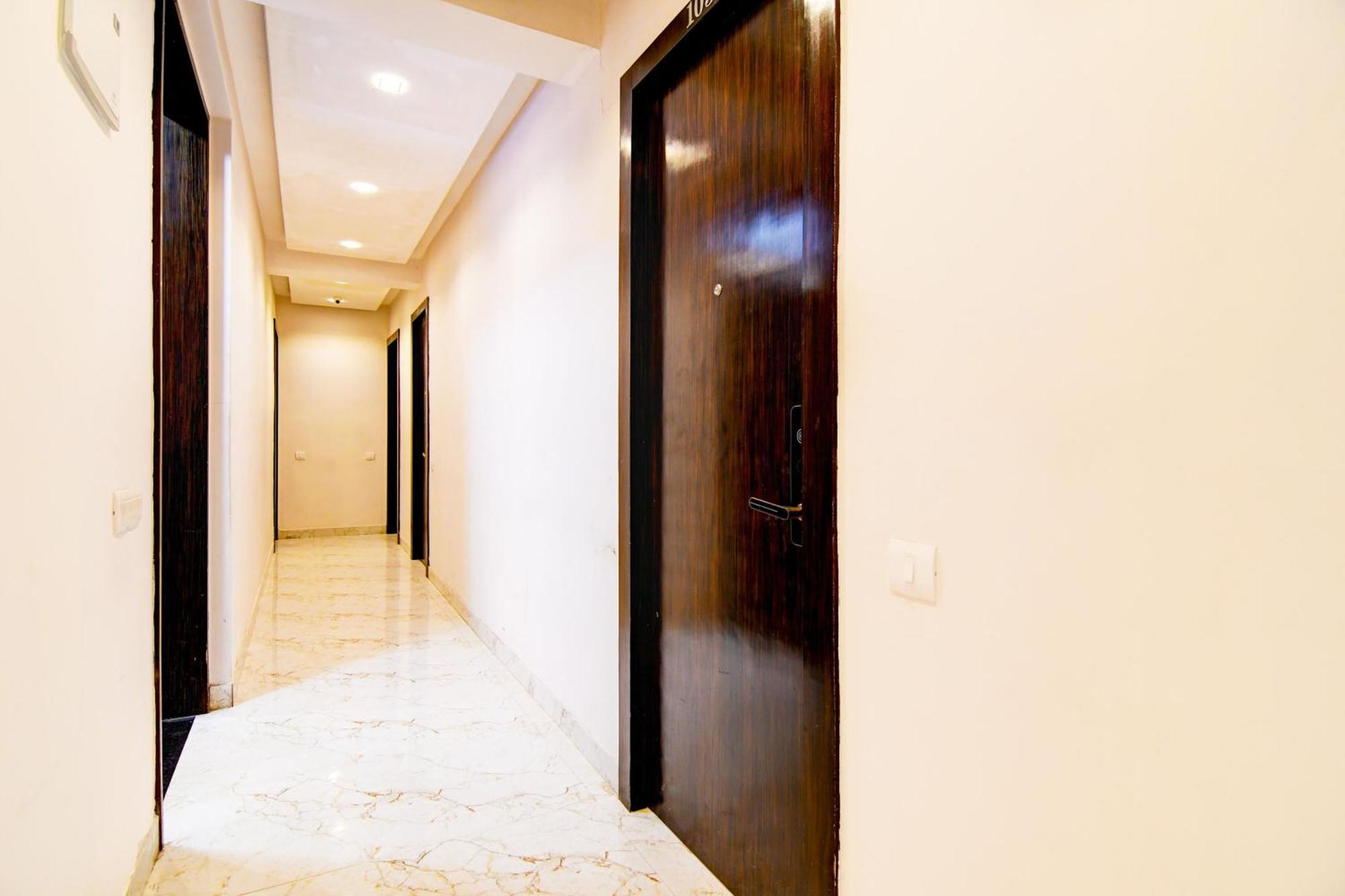 Super Townhouse New Town Formerly Krish Residency Kolkata Bagian luar foto